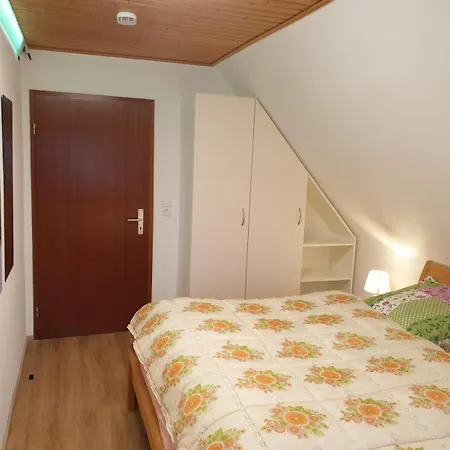 Uhlberg45 Vogelnest 5gaeste Daire